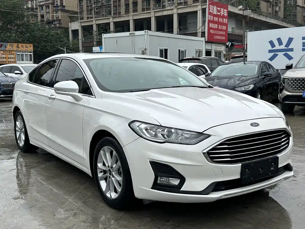 Ford Mondeo 2020 — фото 3