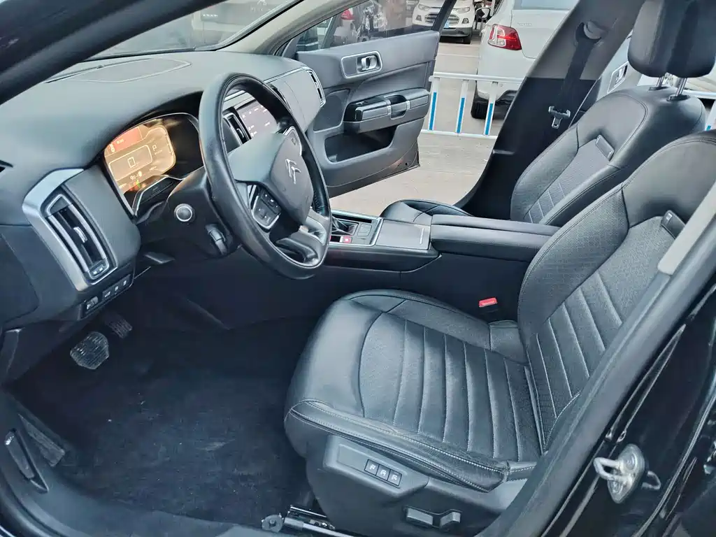 Citroen C6 — миниатюра 9