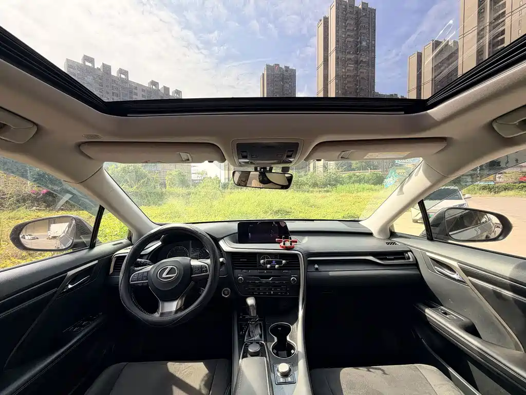 Lexus RX — миниатюра 11
