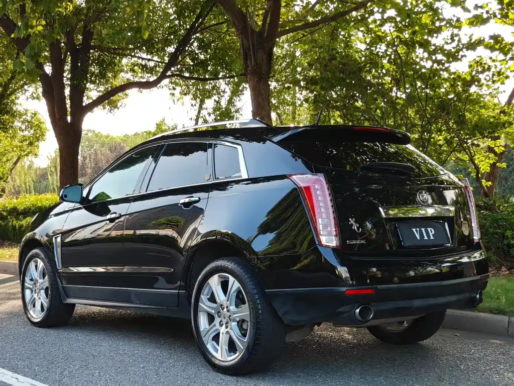 Cadillac SRX — миниатюра 8