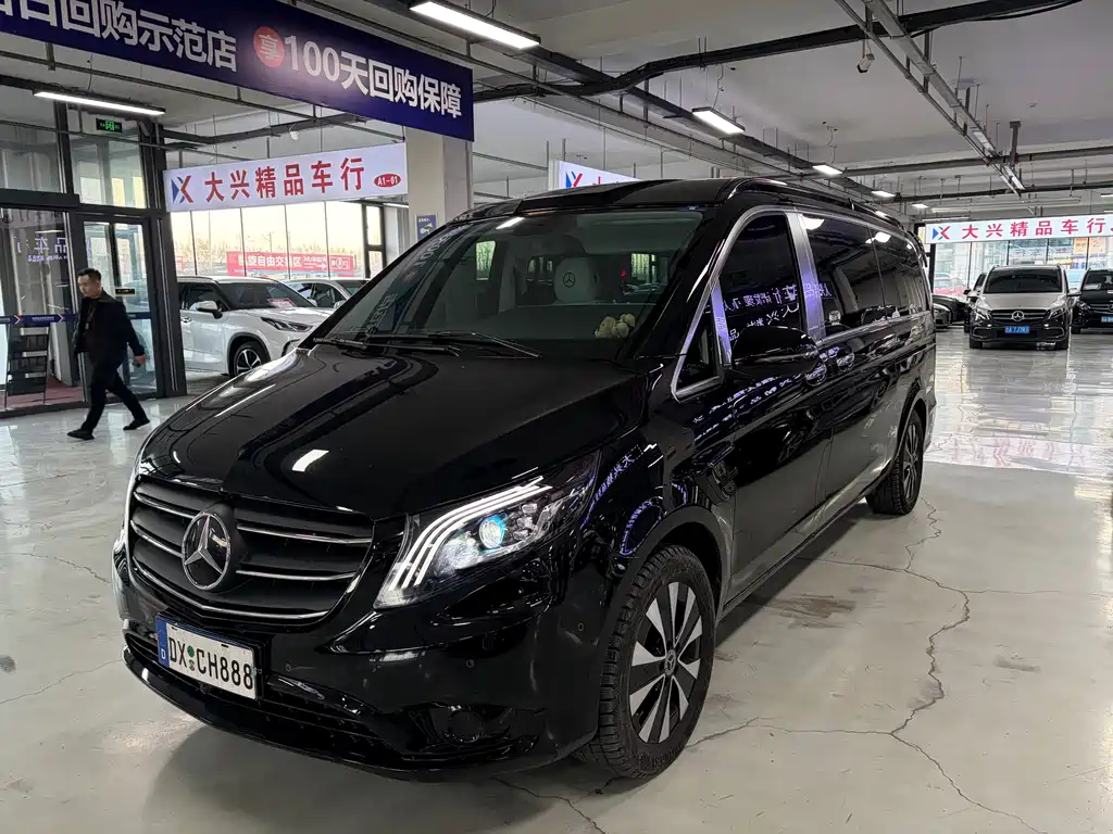 MERCEDES-BENZ VITO