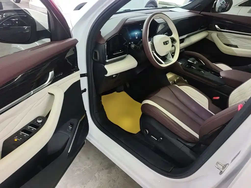 Geely Xingyue L — миниатюра 16