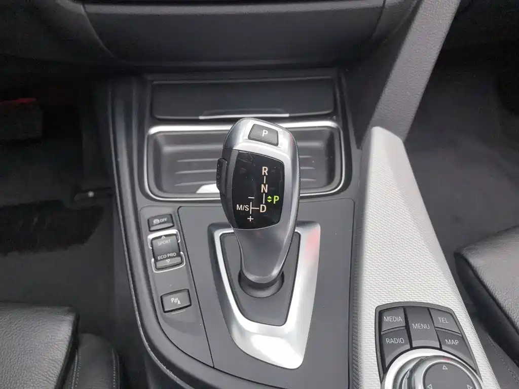 BMW 4 Series — миниатюра 13