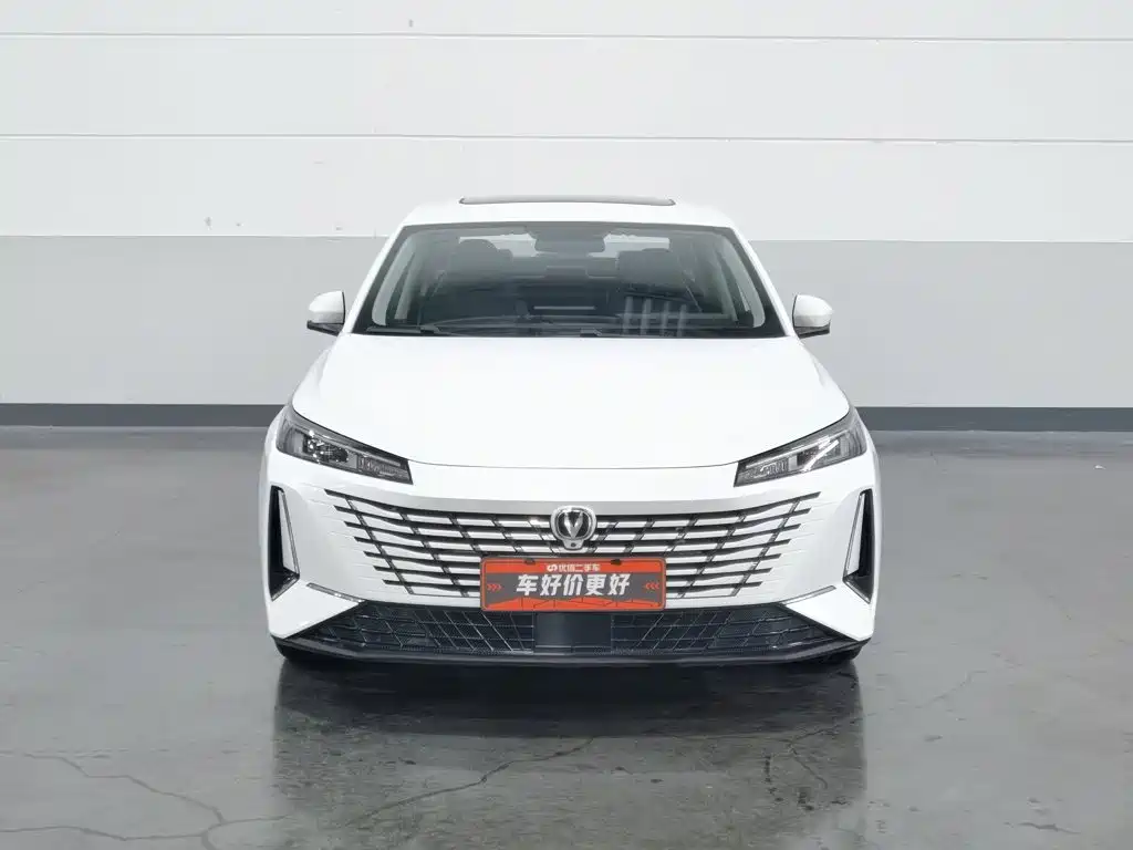 Changan Eado — миниатюра 3