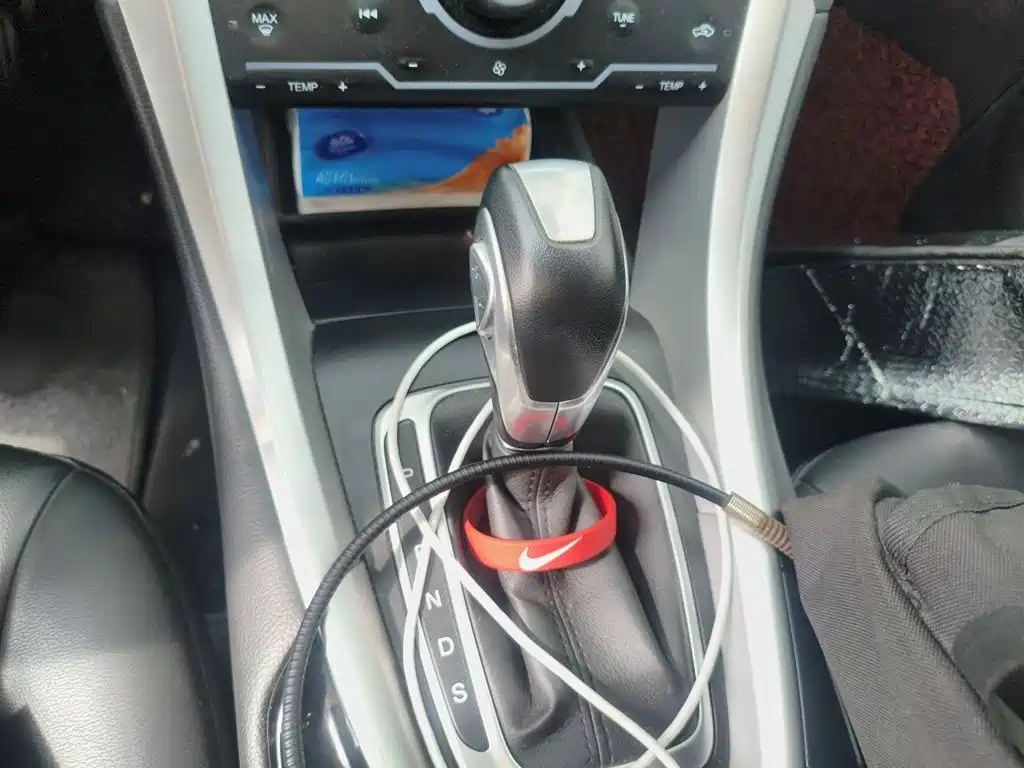 Ford Mondeo — миниатюра 7