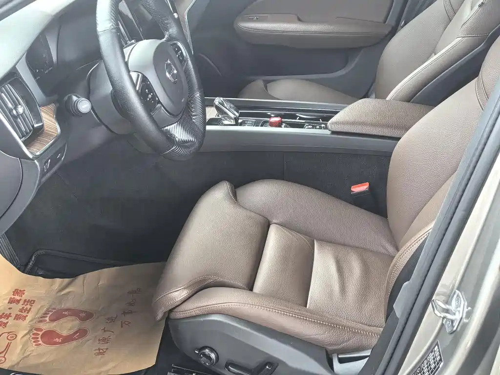 Volvo S60 — миниатюра 2