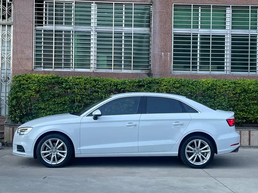 Audi A3 2019 Limousine 35 TFSI V