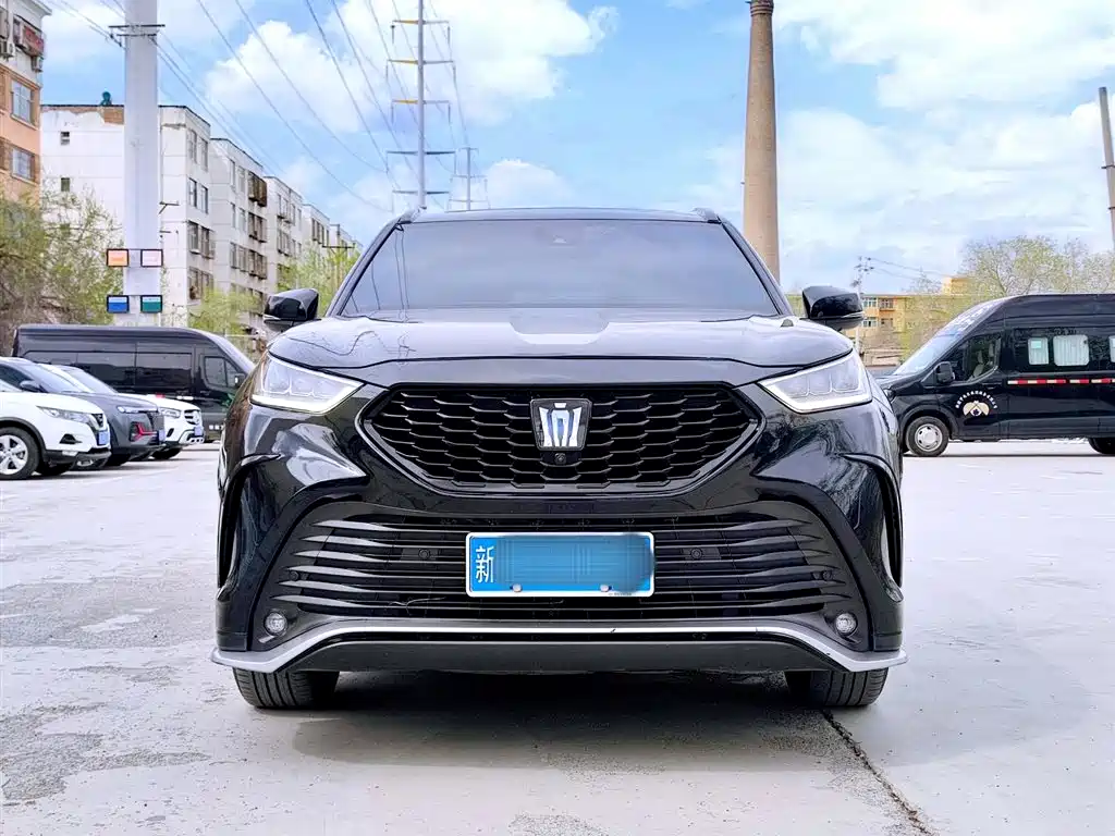 Toyota Crown Kluger 2023 2.5L HEV Luxury
