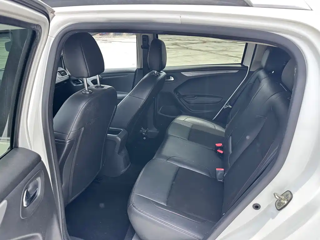 Citroen C3-XR — миниатюра 8