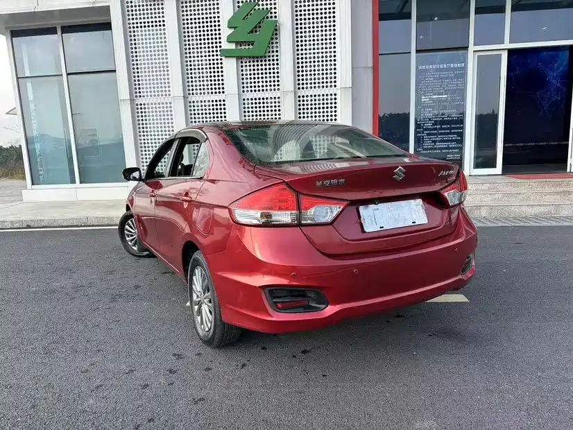 Suzuki Alivio — миниатюра 3