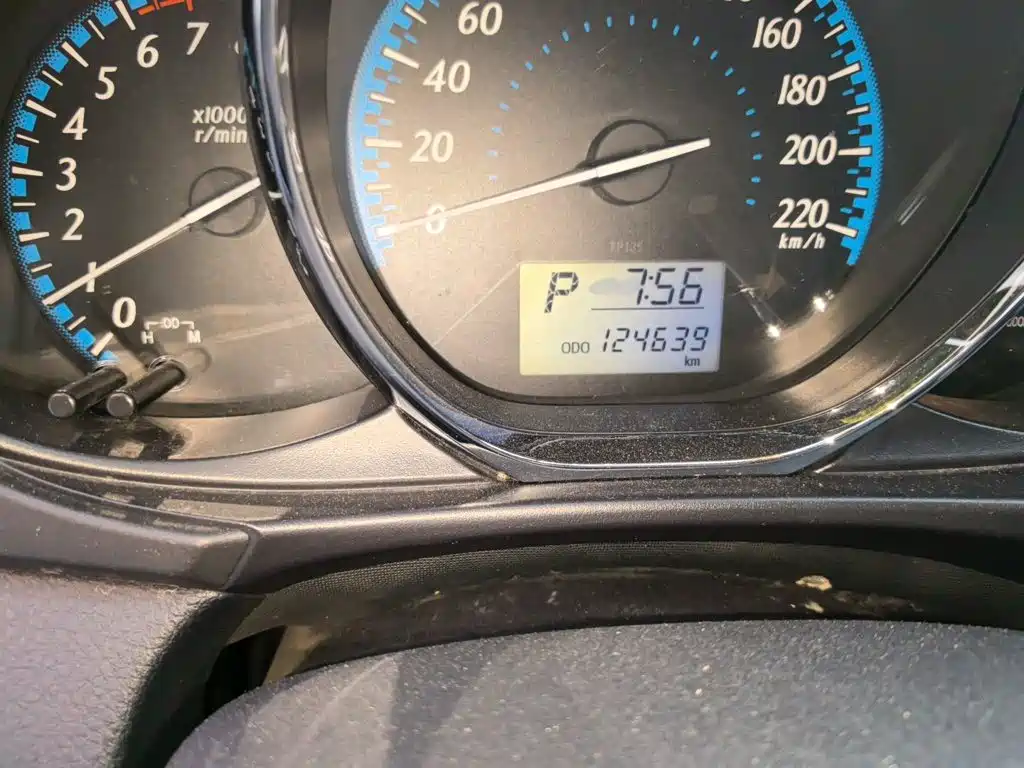 Toyota Yaris L — миниатюра 8