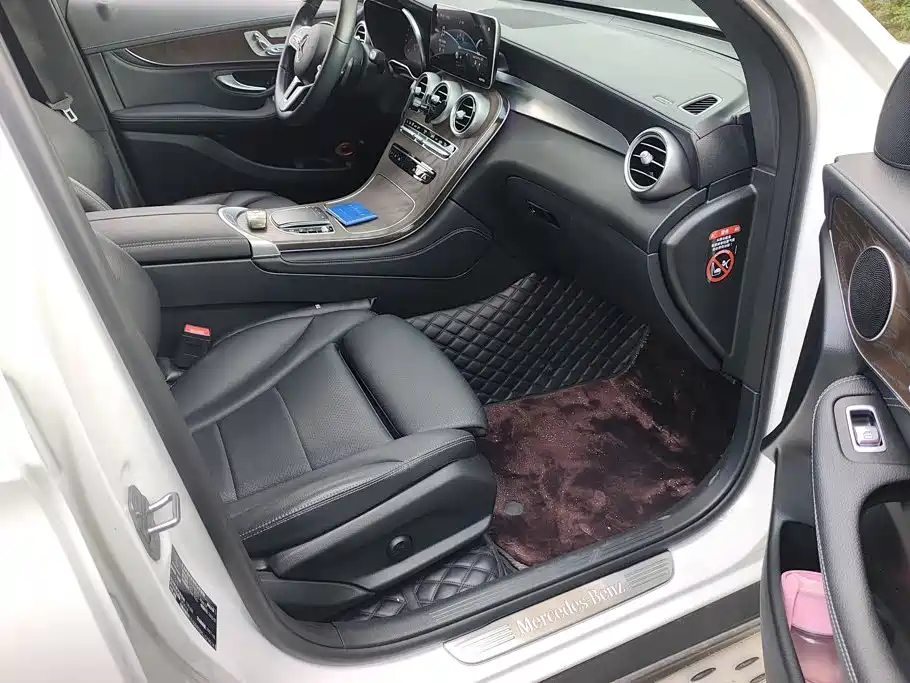 Mercedes-Benz GLC — миниатюра 8