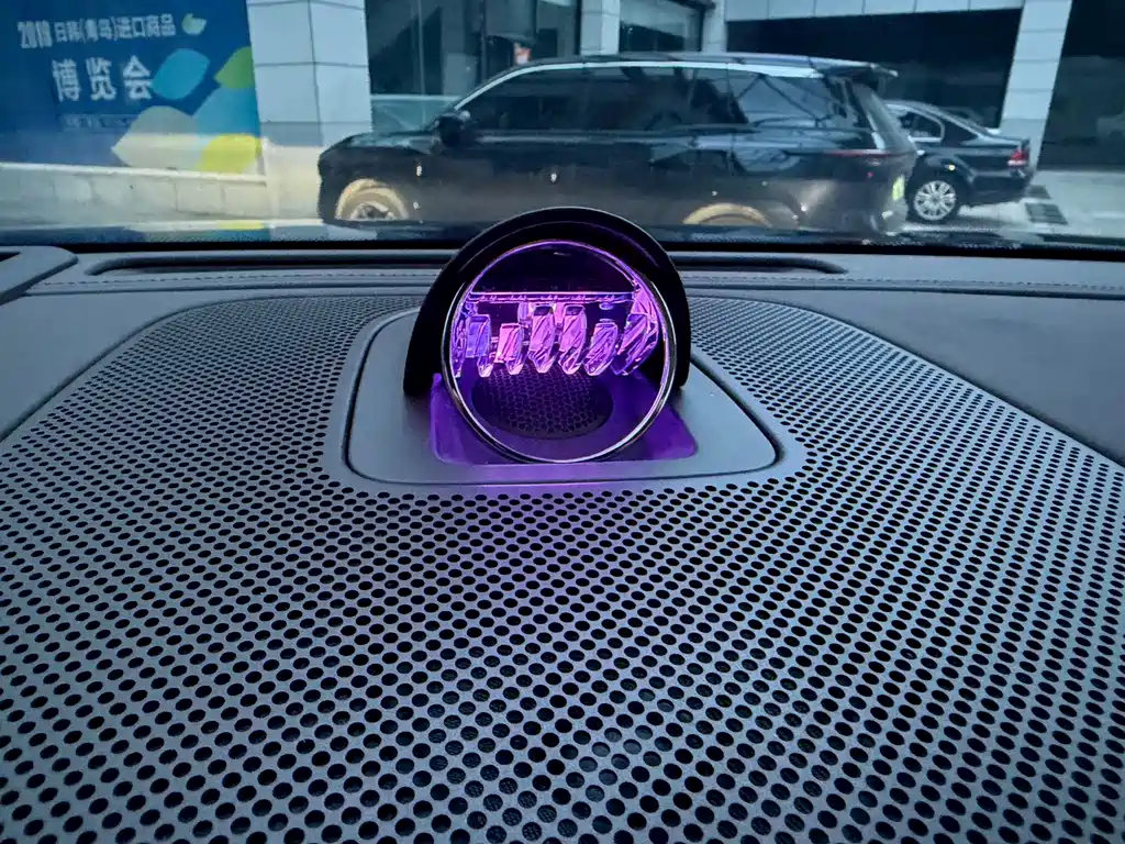 AITO Wenjie AITO M9 — миниатюра 11
