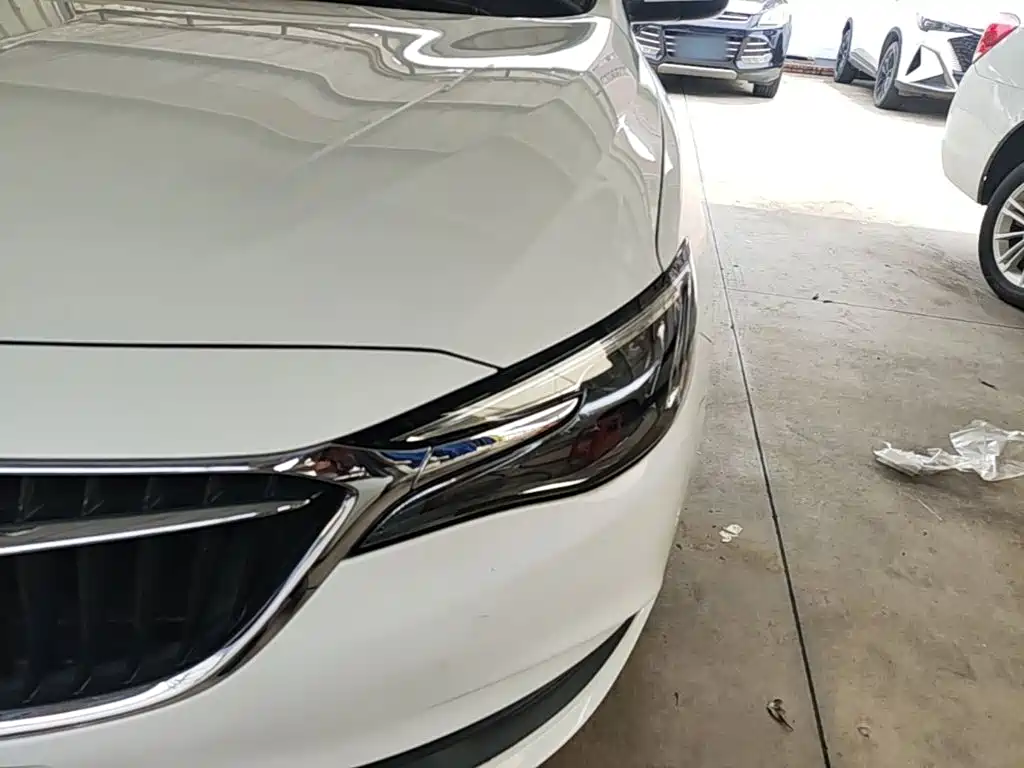 Buick Excelle — миниатюра 24