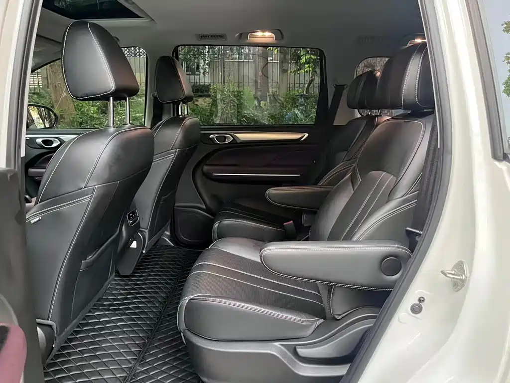 GAC Motor Trumpchi M6 — миниатюра 13