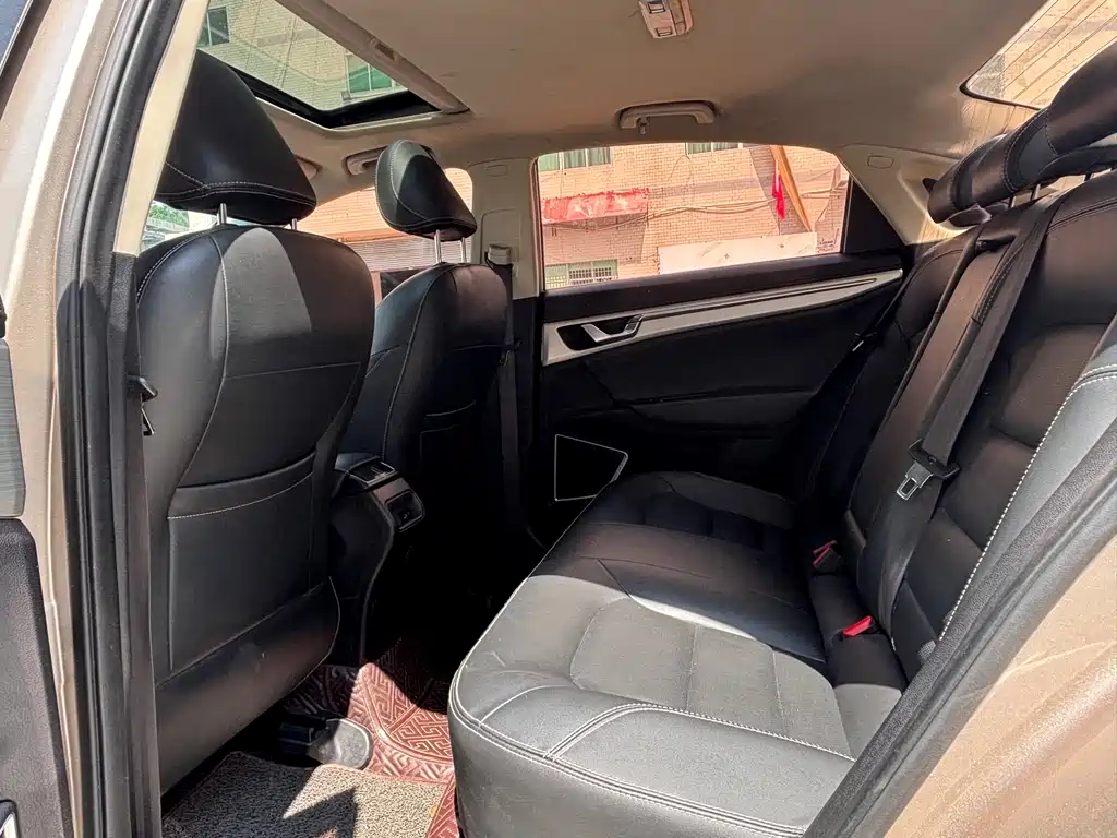 GEELY AUTOMOBILE EMGRAND GL