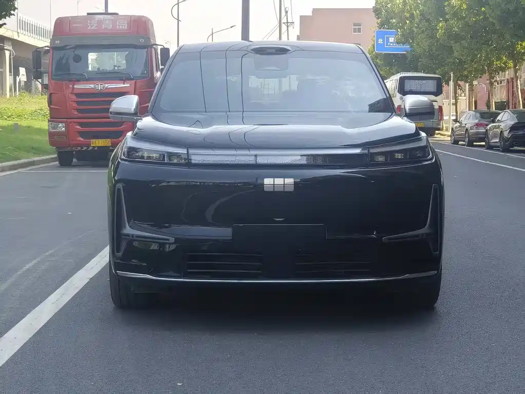 Geely Galaxy Galaxy M9 M9 2025 210km