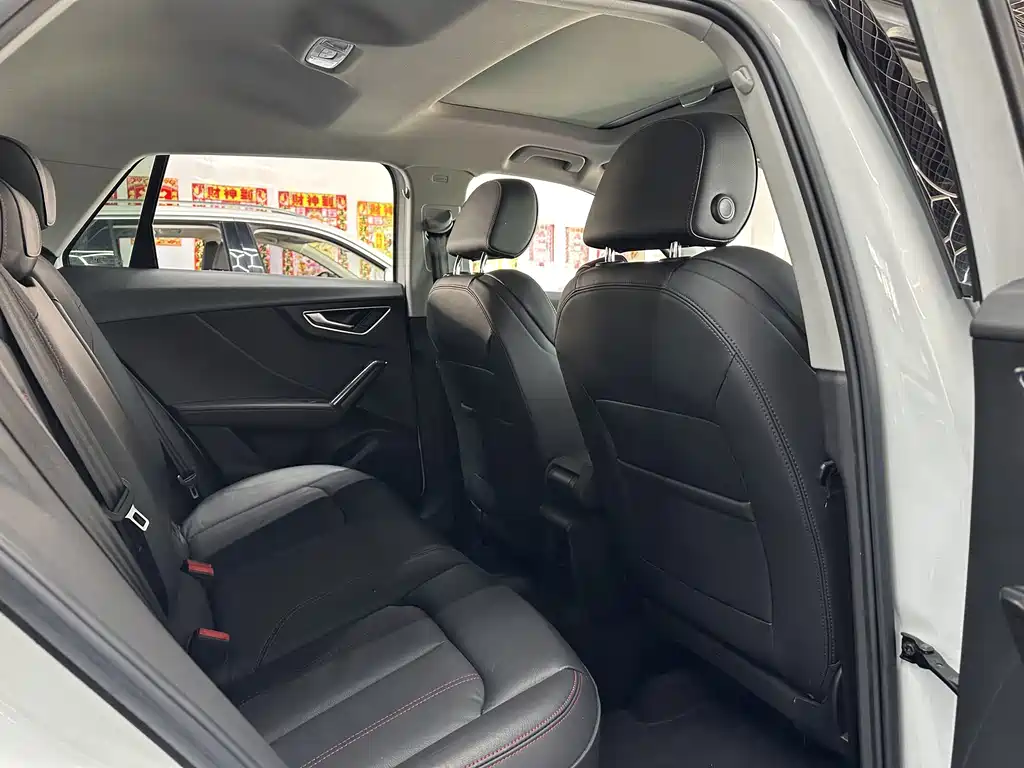 Audi Q2L — миниатюра 7