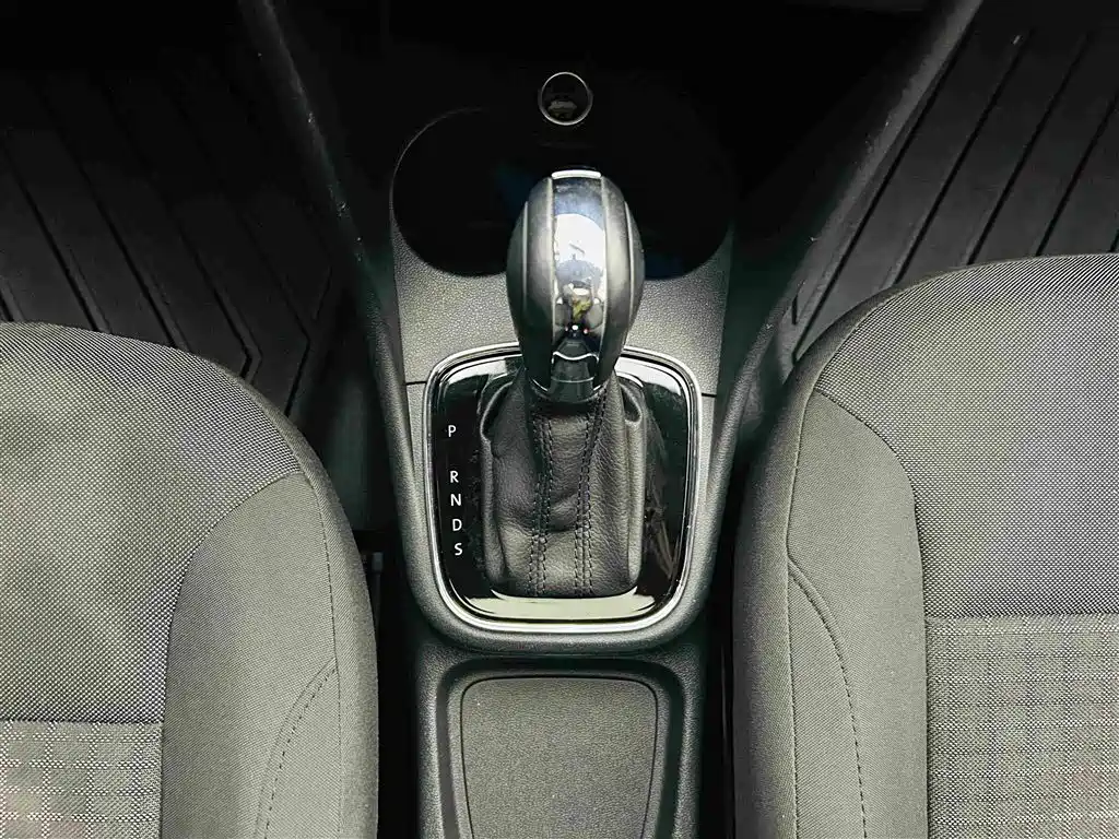 Volkswagen Polo — миниатюра 18