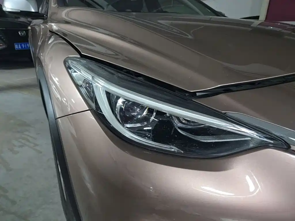 Infiniti QX30 — миниатюра 8