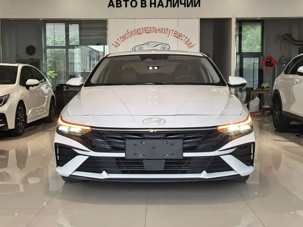 Hyundai Elantra — миниатюра 4