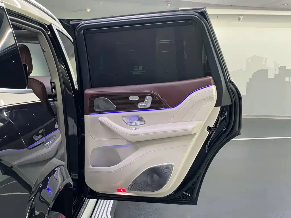 MERCEDES-BENZ MAYBACH GLS