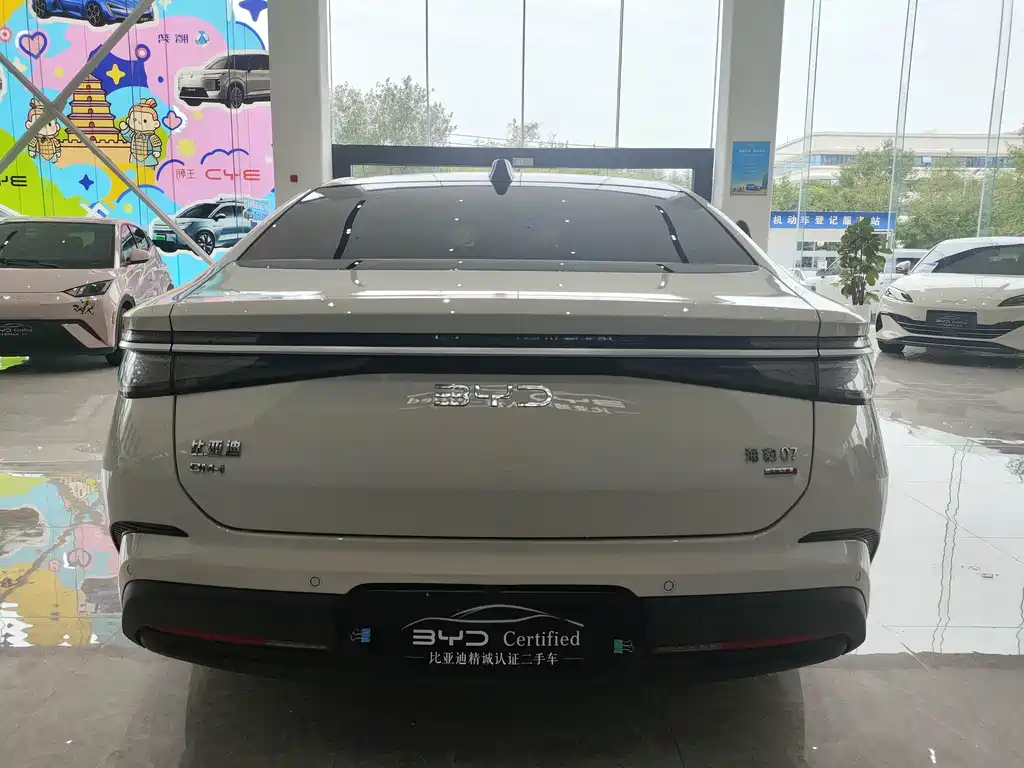 BYD Seal 07 DM-i — миниатюра 6