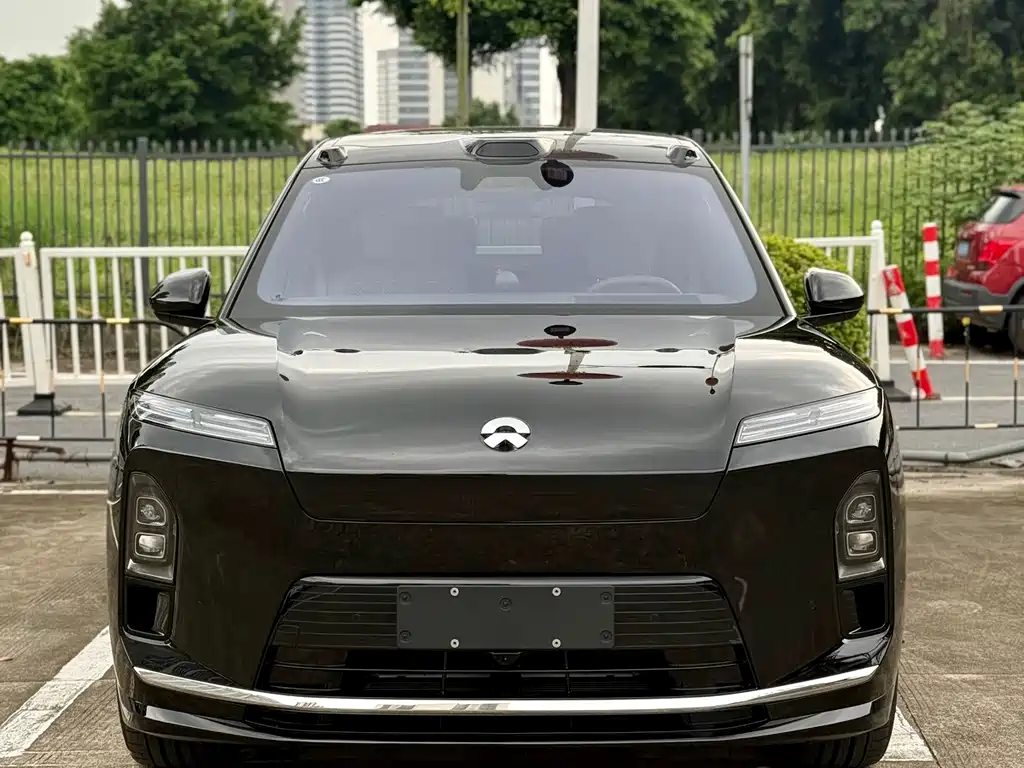 NIO ES8 — миниатюра 2