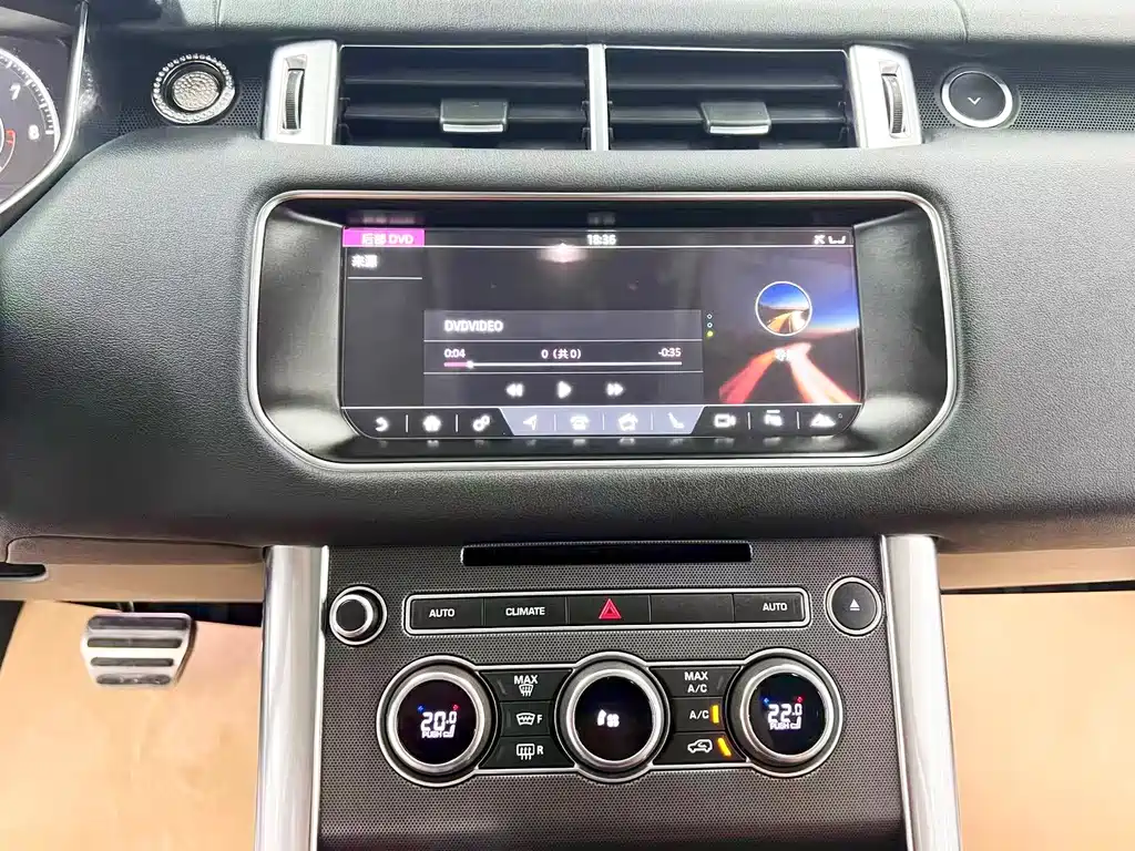 Land Rover Sport — миниатюра 18