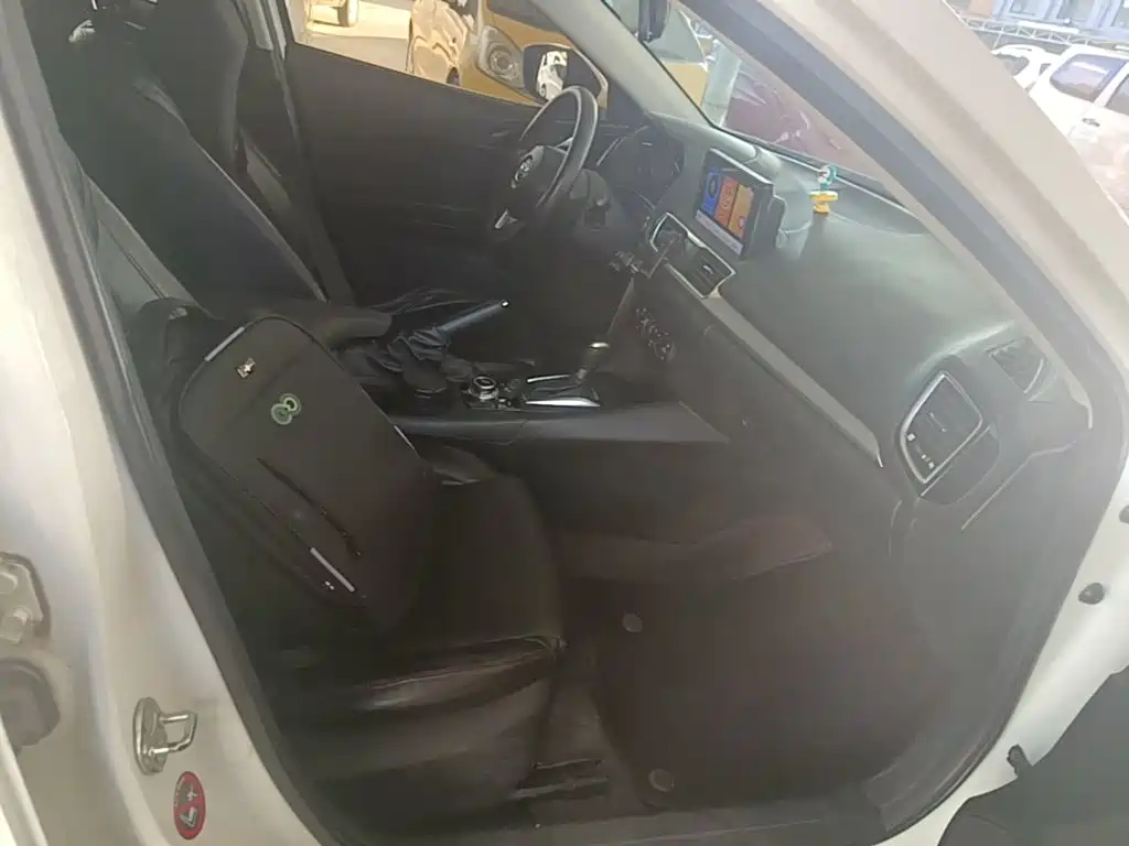 Mazda 3 Axela — миниатюра 25