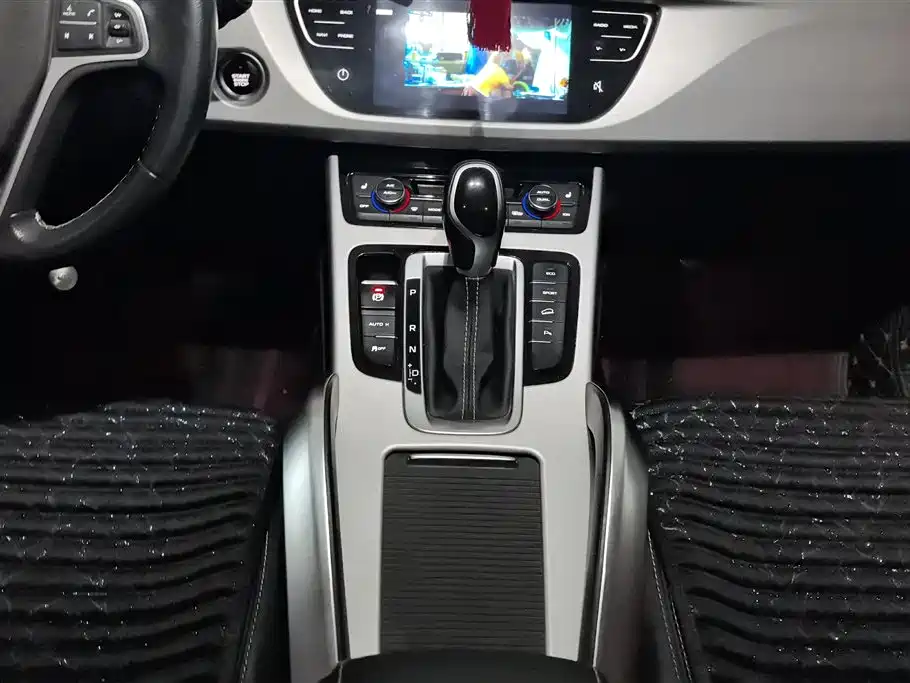 GEELY AUTOMOBILE BOYUE