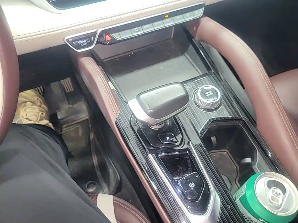 Geely Xingyue L — миниатюра 14