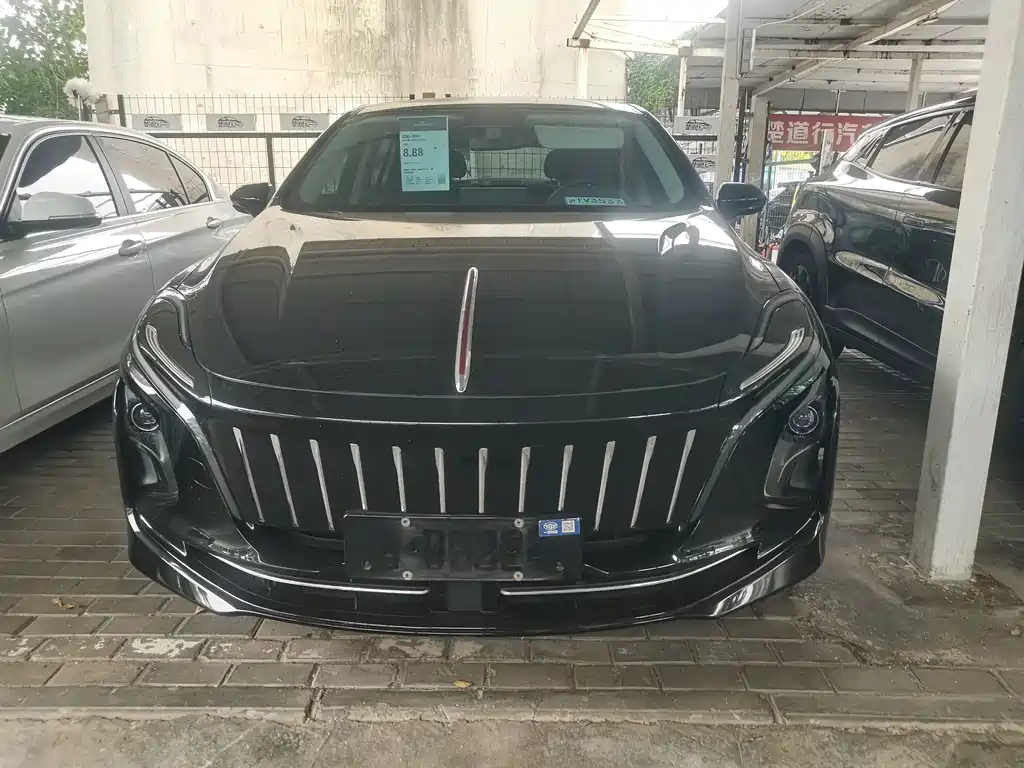 Hongqi Hongqi E-QM5 — миниатюра 2