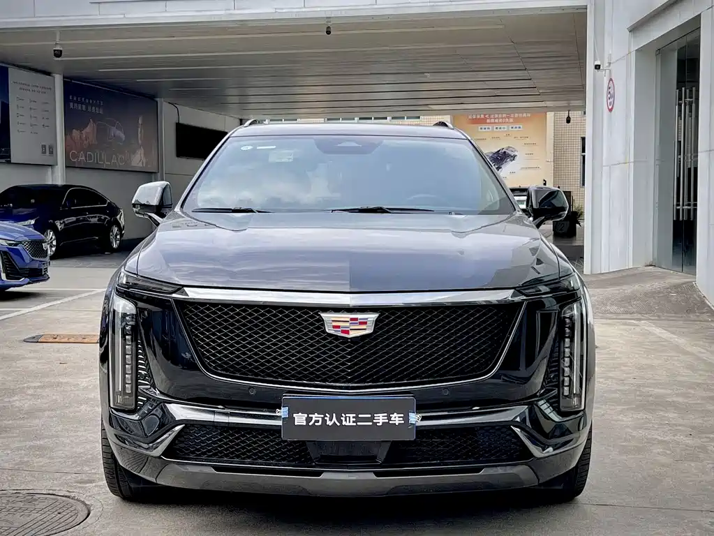 CADILLAC XT5
