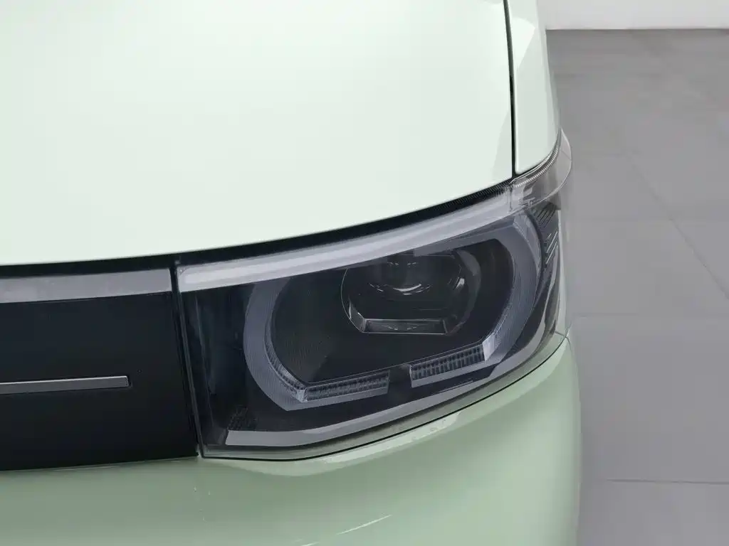 Wuling MINIEV — миниатюра 7