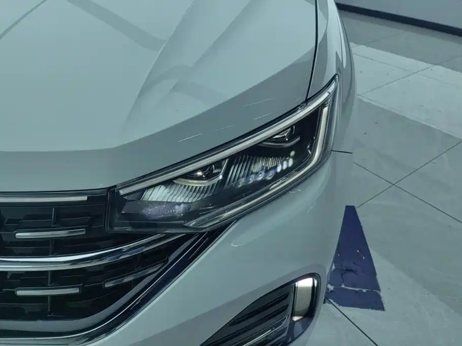 Volkswagen Tayron GTE — миниатюра 5