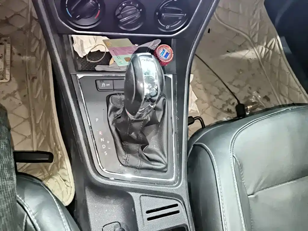 Volkswagen Lavida — миниатюра 14