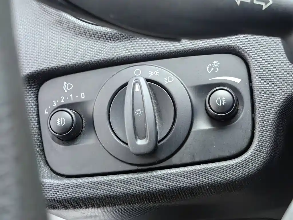 Ford Fiesta — миниатюра 21