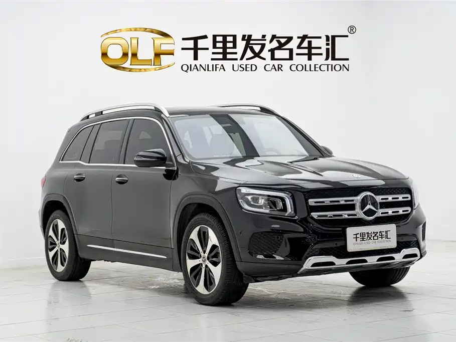 MERCEDES-BENZ GLB