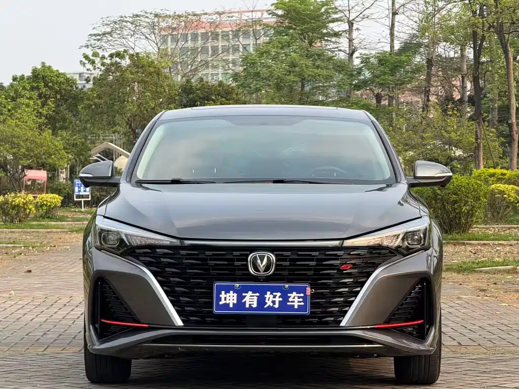 Changan Eado — миниатюра 2
