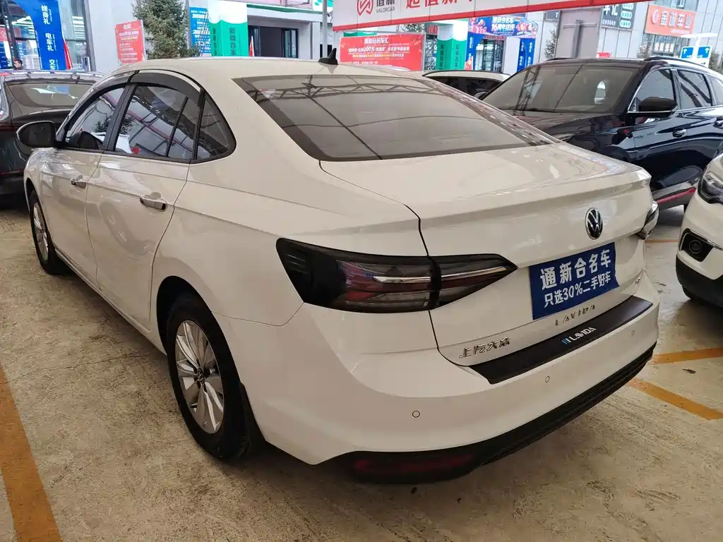 Volkswagen Lavida — миниатюра 7