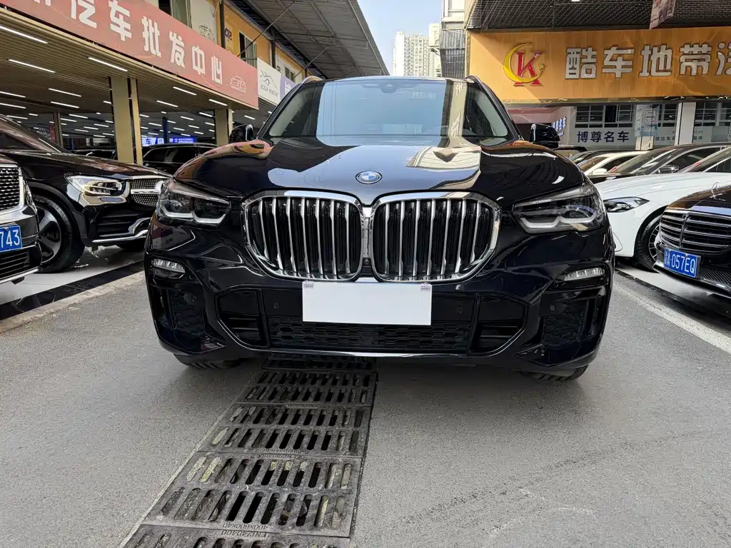BMW X5 2021 xDrive30i M Sport