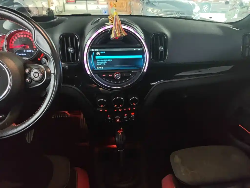 MINI Mini JCW Countryman — миниатюра 13
