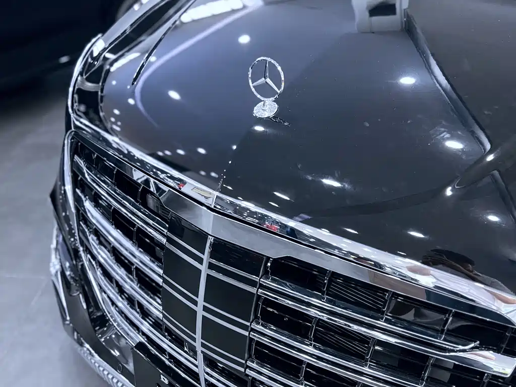 Mercedes-Benz Vito 2024 2.0T 7 мест