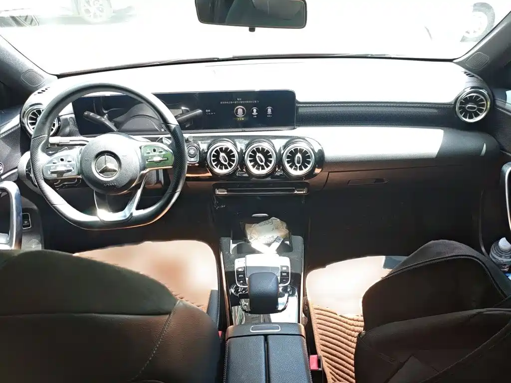 Mercedes-Benz A-Class — миниатюра 13