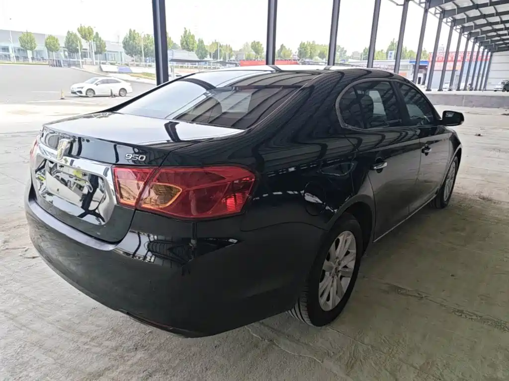 Roewe 950 — миниатюра 7