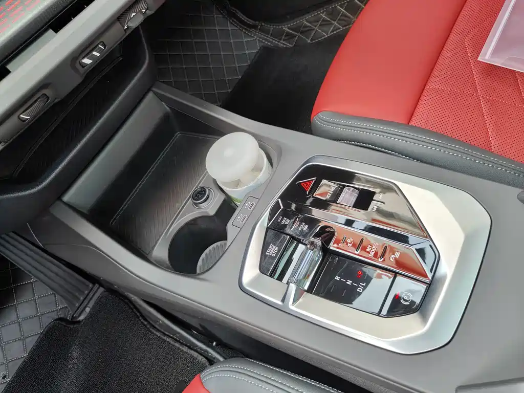 BMW 2 Series — миниатюра 14