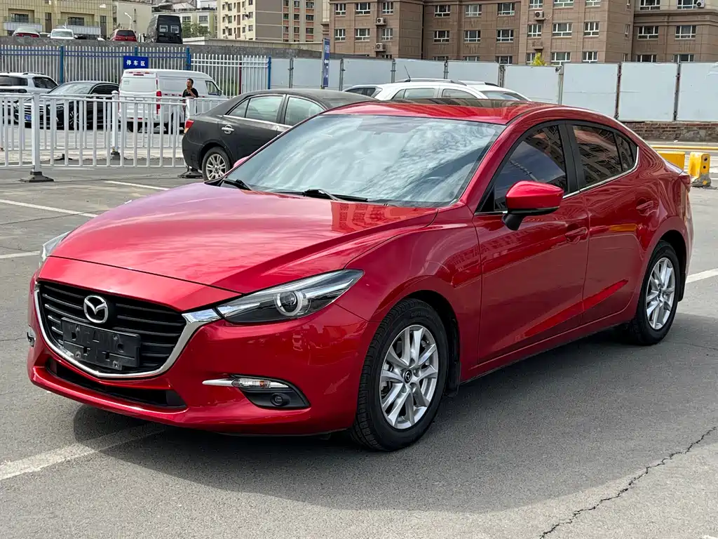Купить Mazda 3 Axela