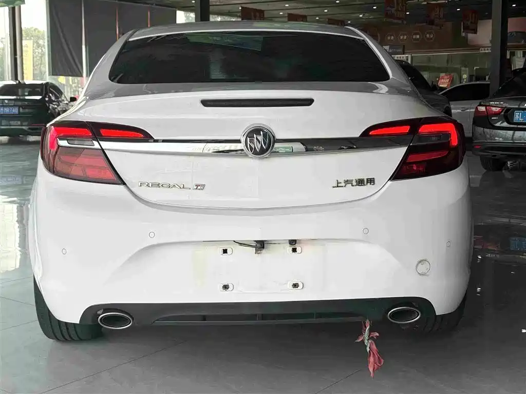 Buick Regal — миниатюра 5