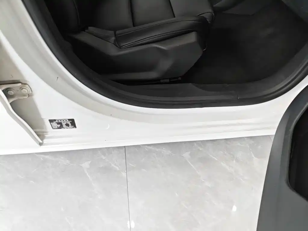 Peugeot 508 — миниатюра 21